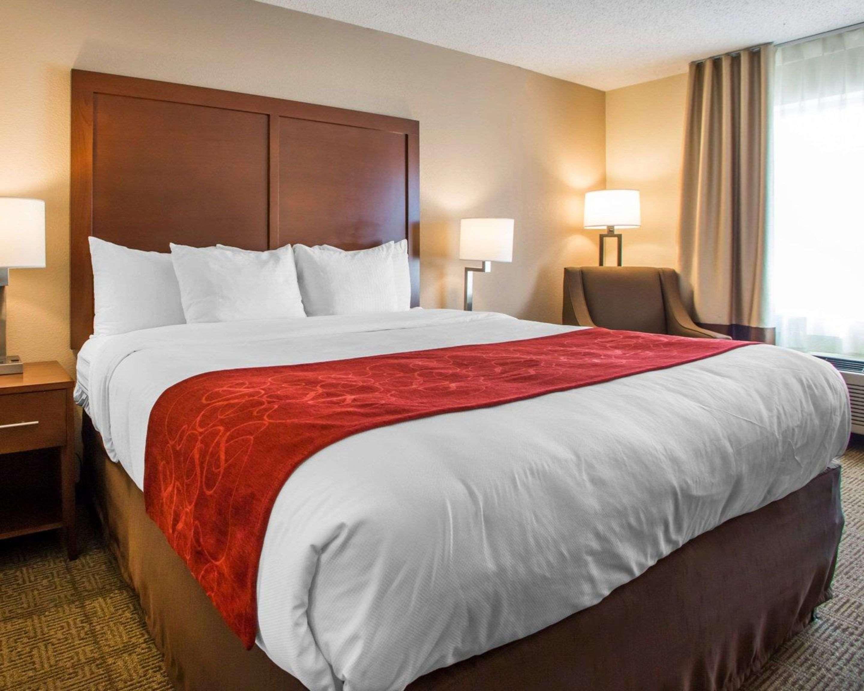 Comfort Suites Columbus West - Hilliard Esterno foto
