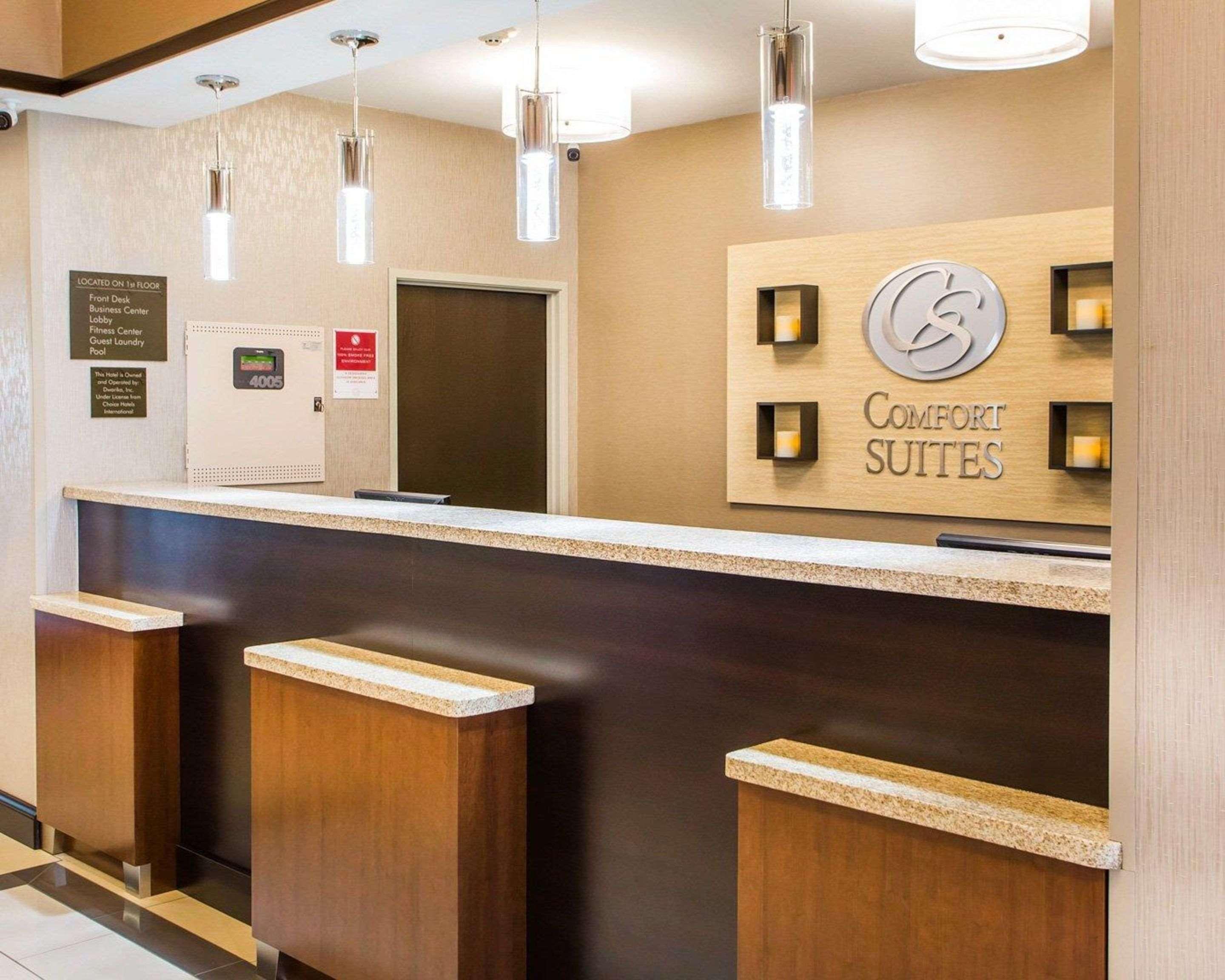 Comfort Suites Columbus West - Hilliard Esterno foto