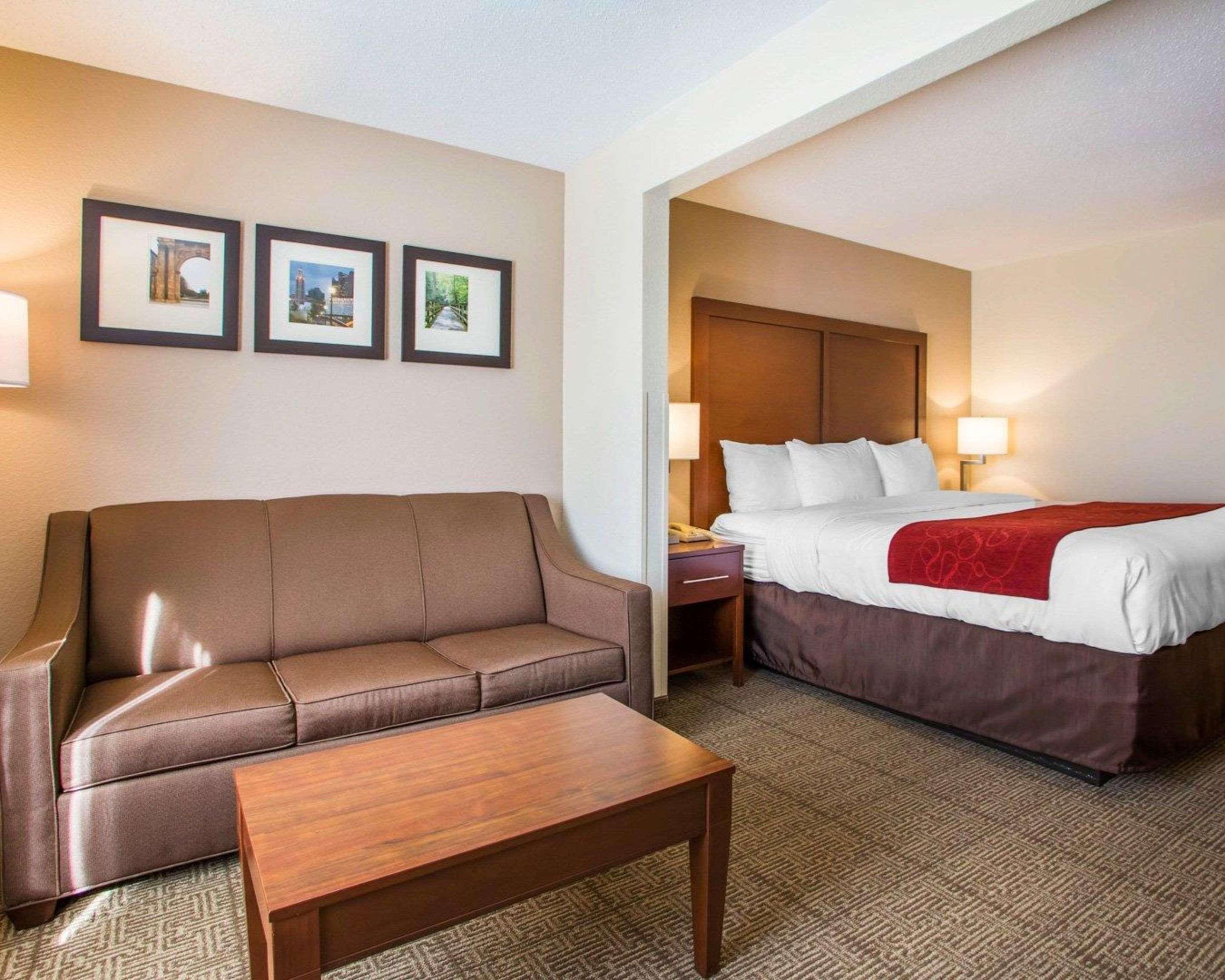 Comfort Suites Columbus West - Hilliard Esterno foto