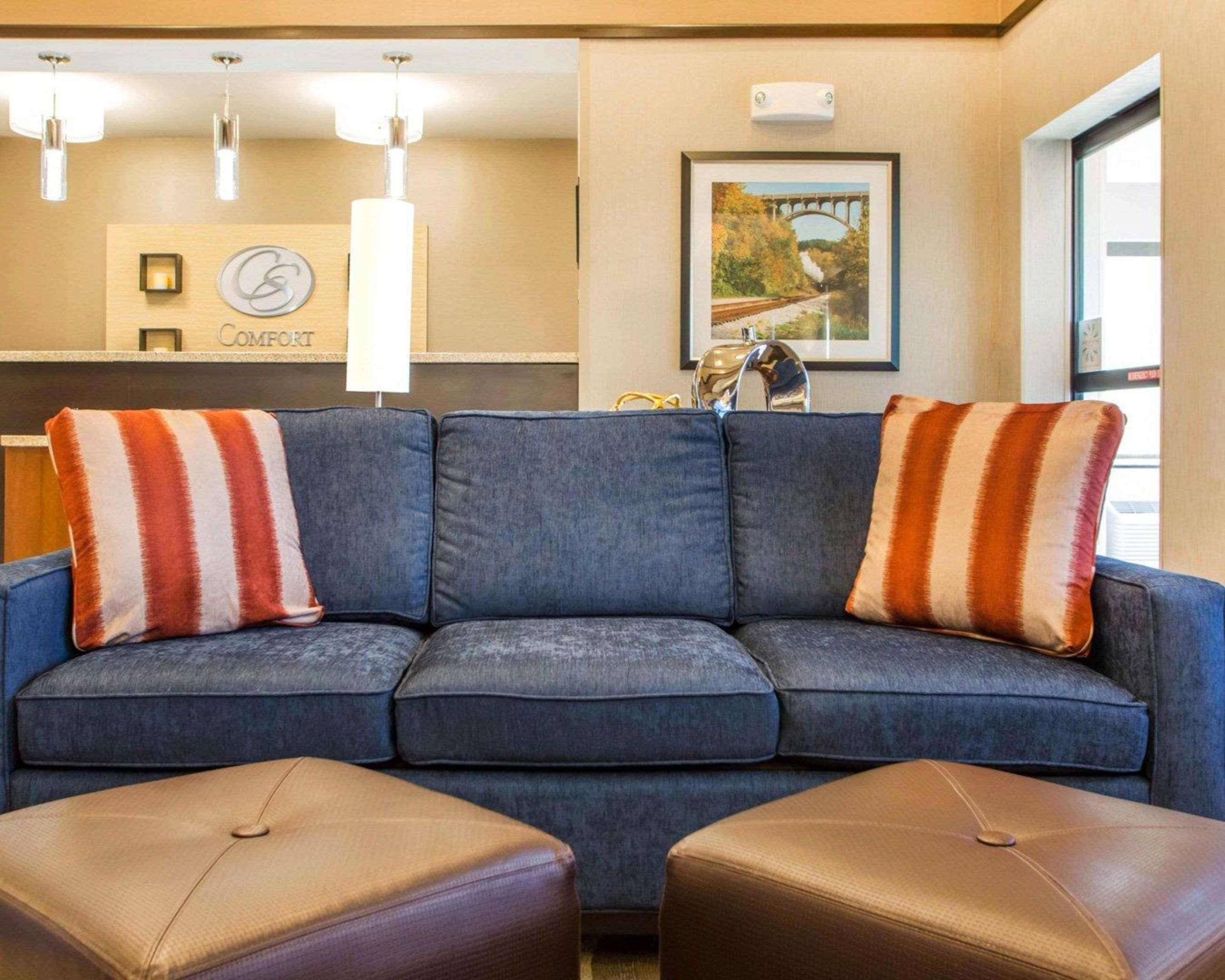 Comfort Suites Columbus West - Hilliard Esterno foto